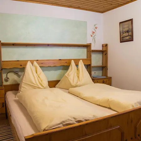 Lägenhet Haus Wiesbach